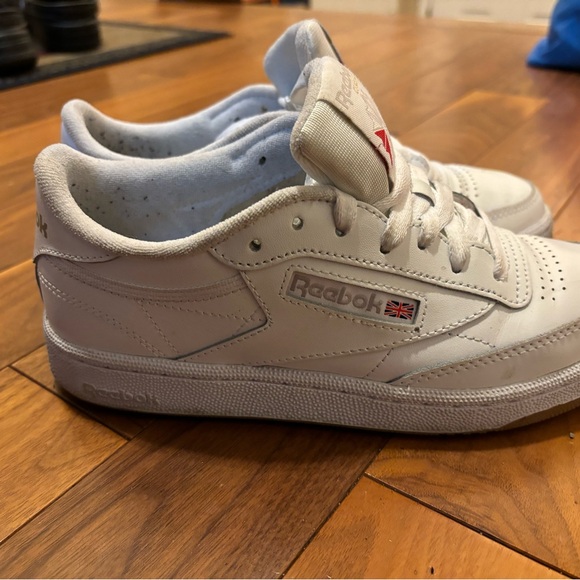 Slightly Used Reebok Club C 85 White size 7US - Picture 2 of 4